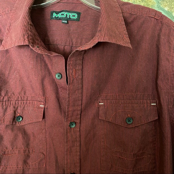 Moto brand medium Mens shirt - Picture 2 of 6